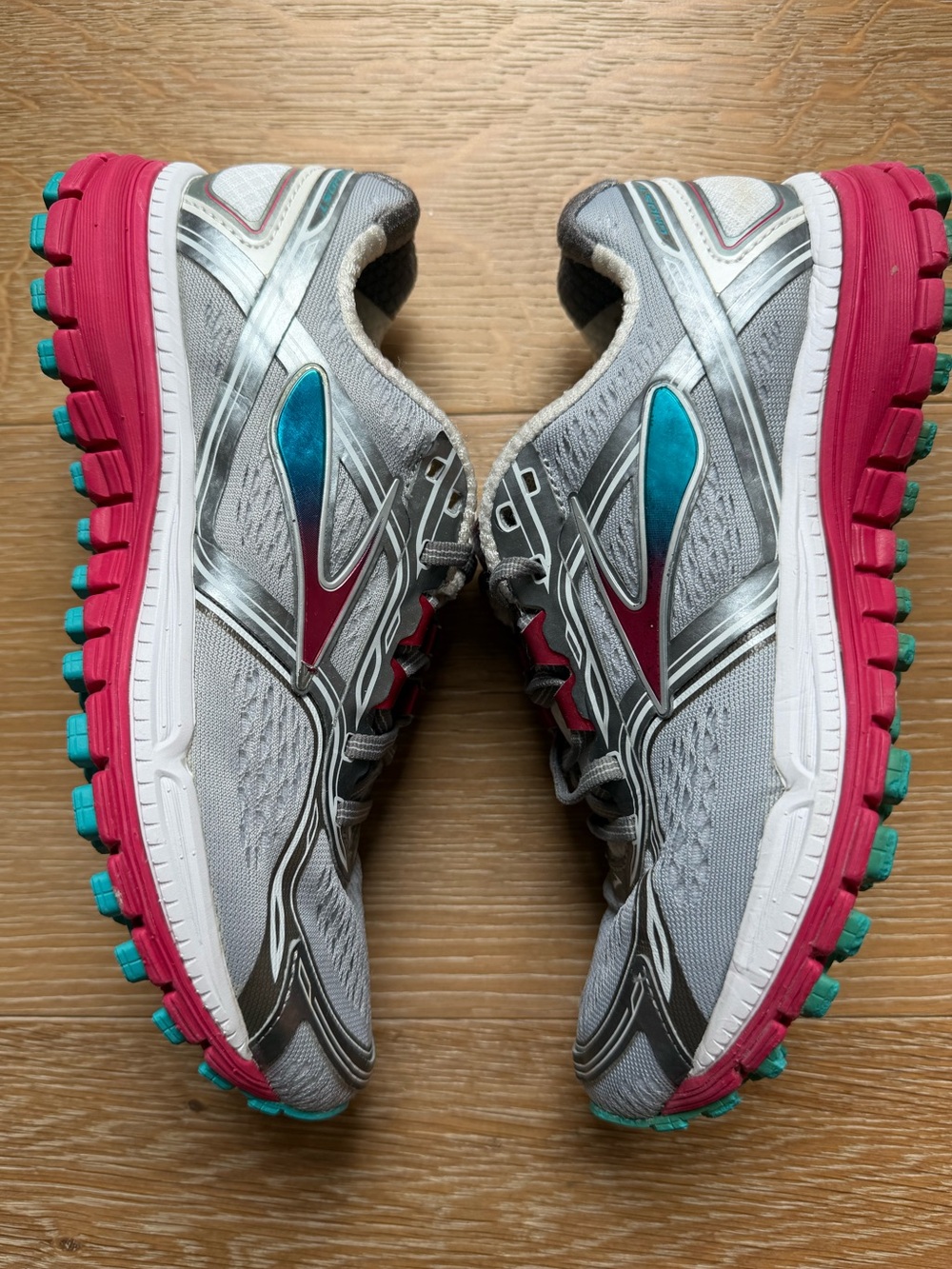 Brooks Ghost 8